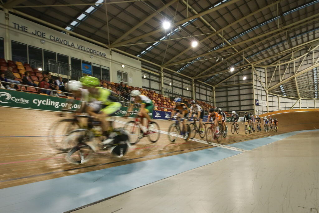 Anzac-Day-Omnium-25-Apr-15-Photo-Con-Chronis-3B2A1094-1024x683 The 2015 ANZAC Day Omnium in Pictures